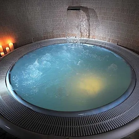 Acqui & Centro Benessere Отель