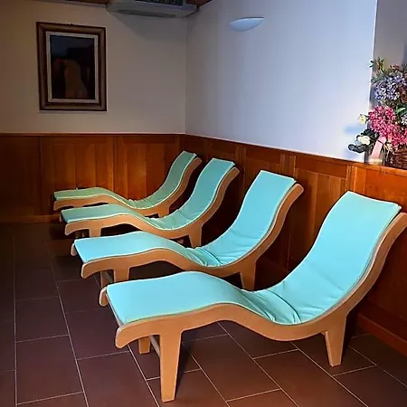 Acqui & Centro Benessere 3* Акви Терме