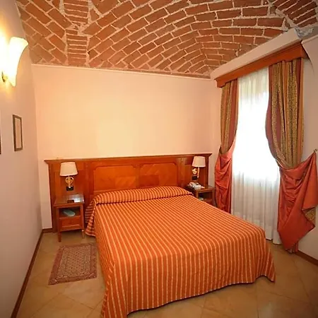 Acqui & Centro Benessere 3* أكوي تيرمي