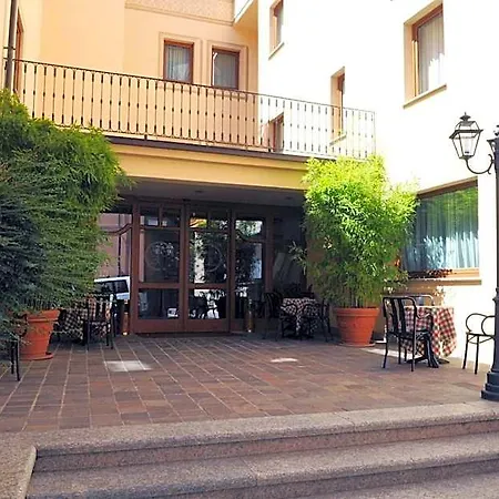 Acqui & Centro Benessere Отель 3*