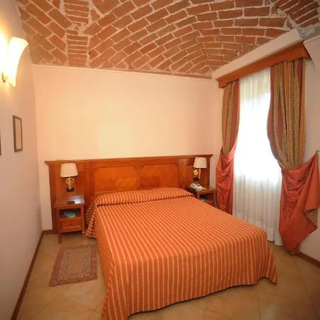 Acqui & Centro Benessere أكوي تيرمي